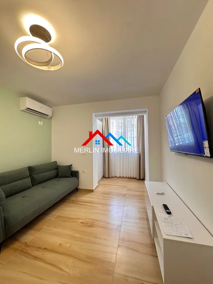 Tirane, jepet me qera apartament 1+1+Ballkon Kati 1, 55 m² 50,000 LEKE (RRUGA TODI SHKURTI,TREGU ELEKTRIK)