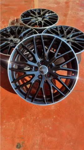 DISQE AUDI A6 NUMER 19 ORGJINALE