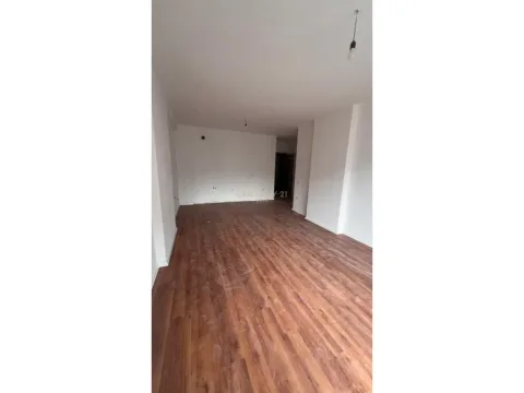 Tirane, shitet apartament 2+1 Kati 8, 106 m² 197.000 € (Kompleksi Mirabella)
