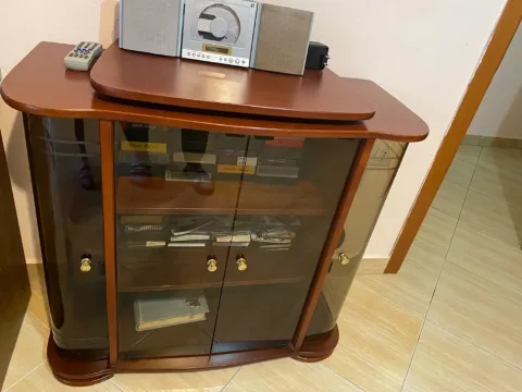 Tirane, shes SHES MOBILJE TELEVIZORI 35 €