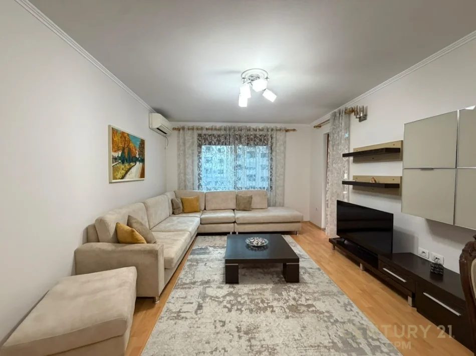 Tirane, shitet apartament 3+1 Kati 2, 127 m² 310.000 € (ISH STACIONI TRENIT)