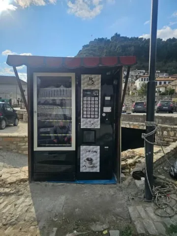 Shqiperi, oferte Shiten Distributor Automatik per Kafe dhe Snack ne Durres Gjithashtu disponojme edhe makineri per Cigar