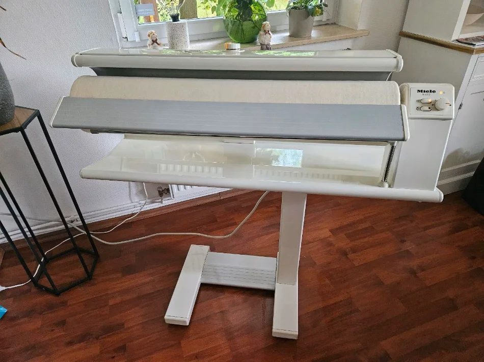 Sarande, shes Hekur rrobash Rul Hekurosje MIELE