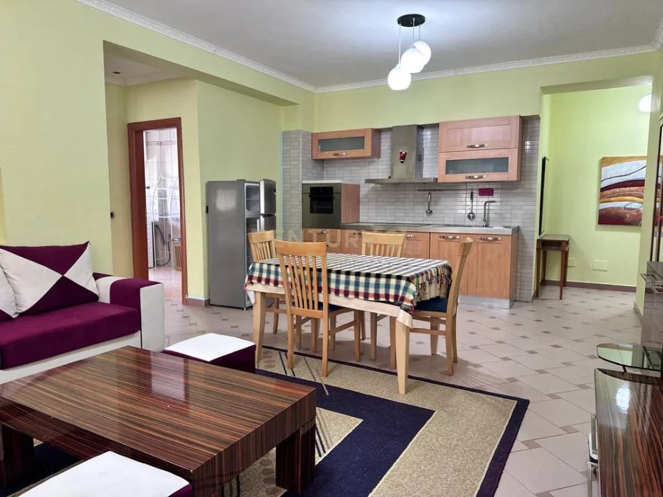 Tirane, jepet me qera apartament 1+1 Kati 2, 64 m² 590 €