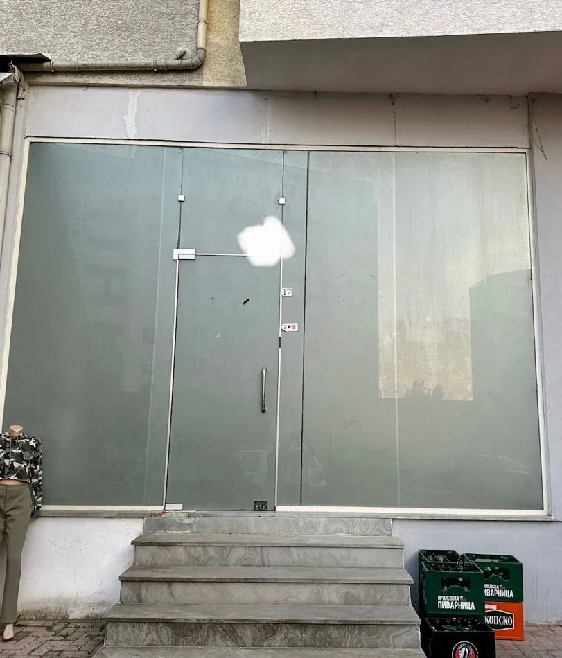 Tirane, shitet dyqan Kati 0, 63 m² 126.000 € (Yzberisht afer Nela 6)