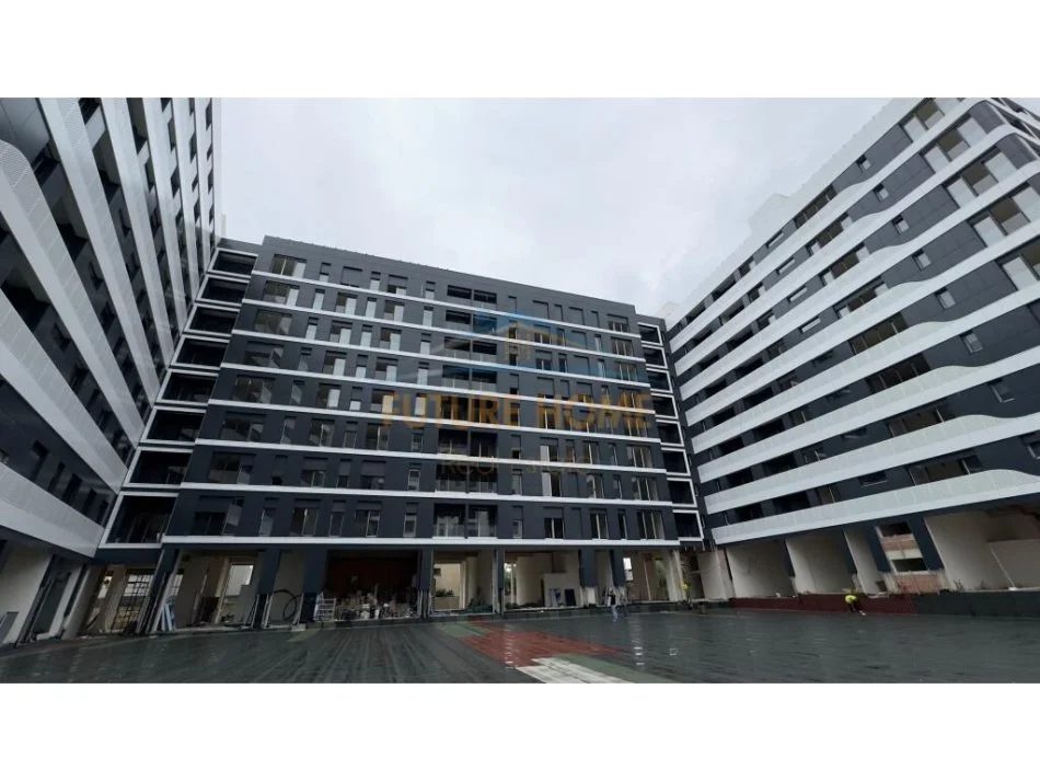 Tirane, shes POST PARKIMI 25.000 €