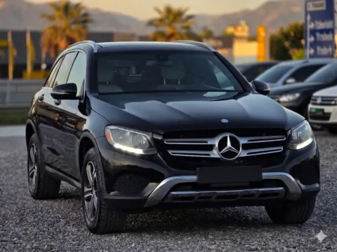 Mercedes-Benz GLC 300 – 2017 – Gjendje perfekte Clean Title
