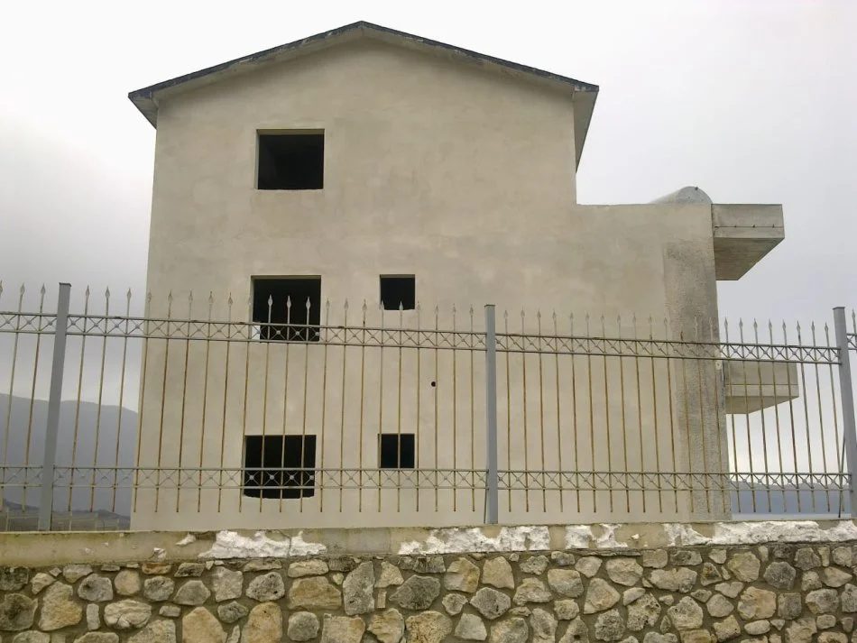 Vlore, shes truall , 2.000 m² 450.000 €