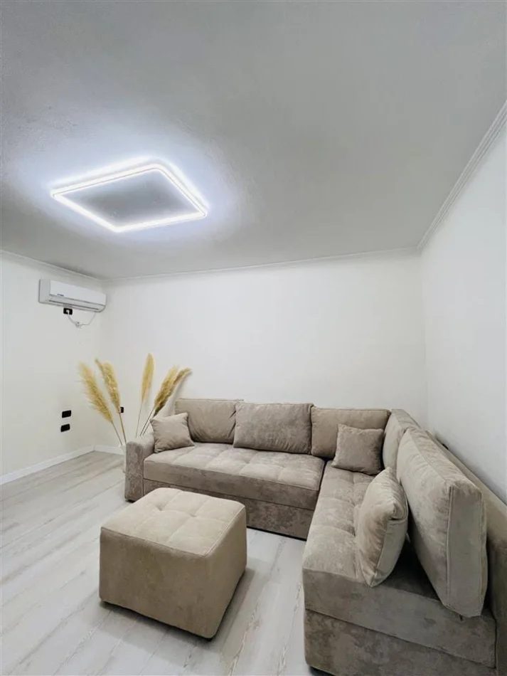 Tirane, shitet apartament 1+1 Kati 4, 65 m² 206.000 € (Stadiumi Dinamo)