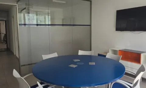 📌 JEPET ZYRE ME QIRA – KOMUNA E PARISIT