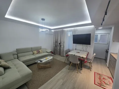 Tirane, shitet apartament 2+1 Kati 2, 78 m²193.000 € (BRRYLI)
