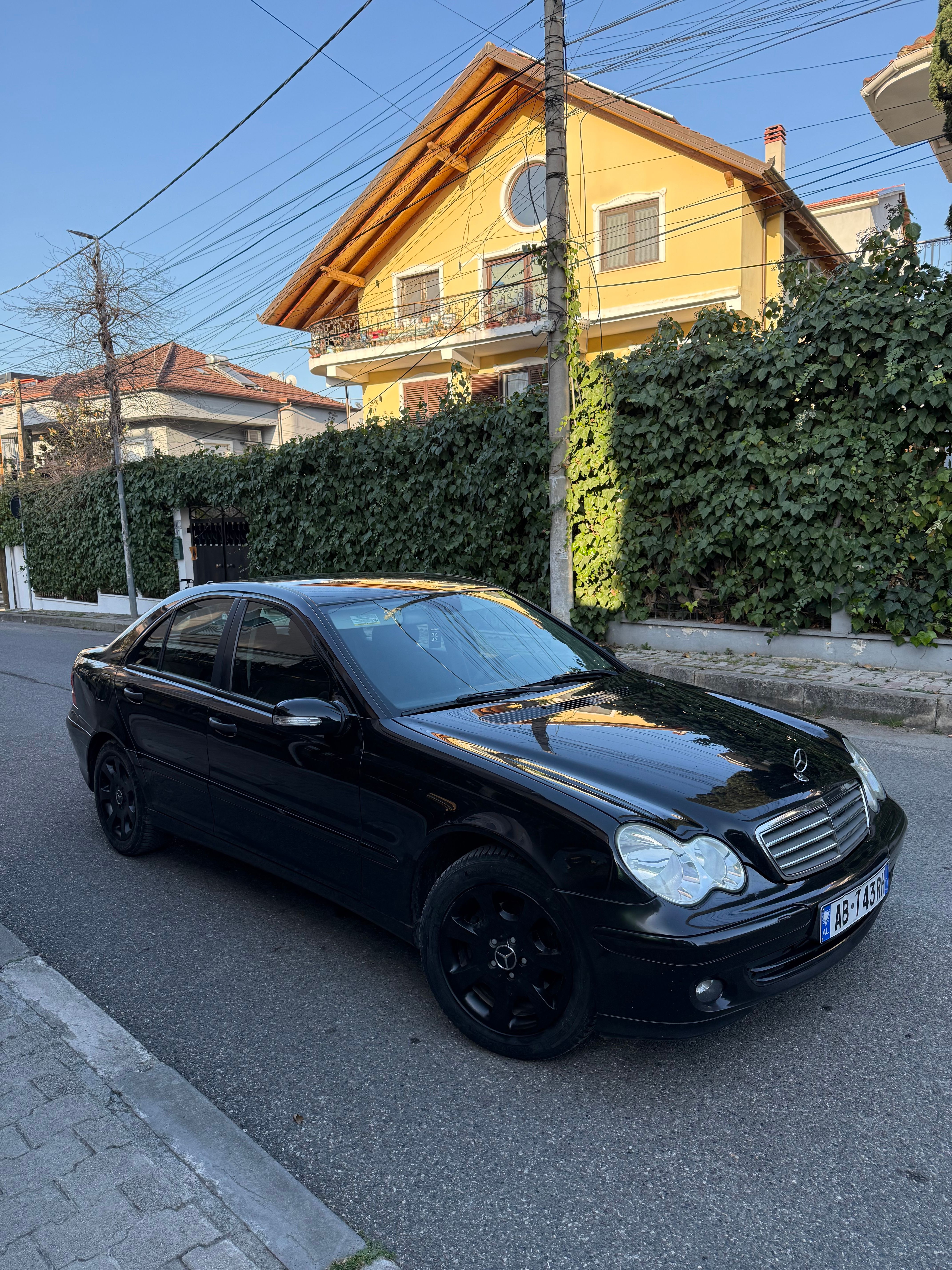 Benz c class 180 benZin gaz Viti 2006 super gjendje