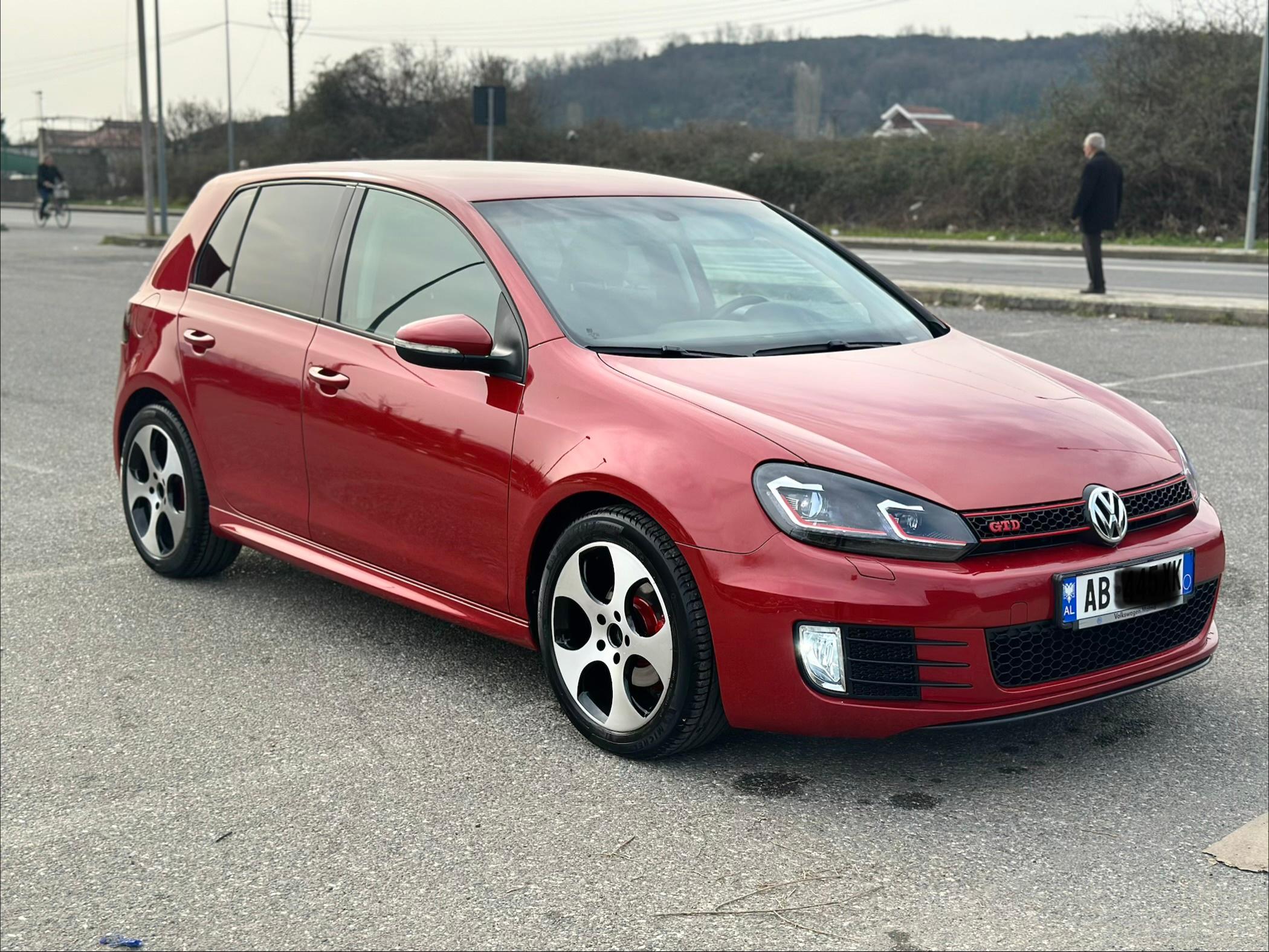 VOLKSWAGEN GOLF 1.6 TDI BLUEMOTION