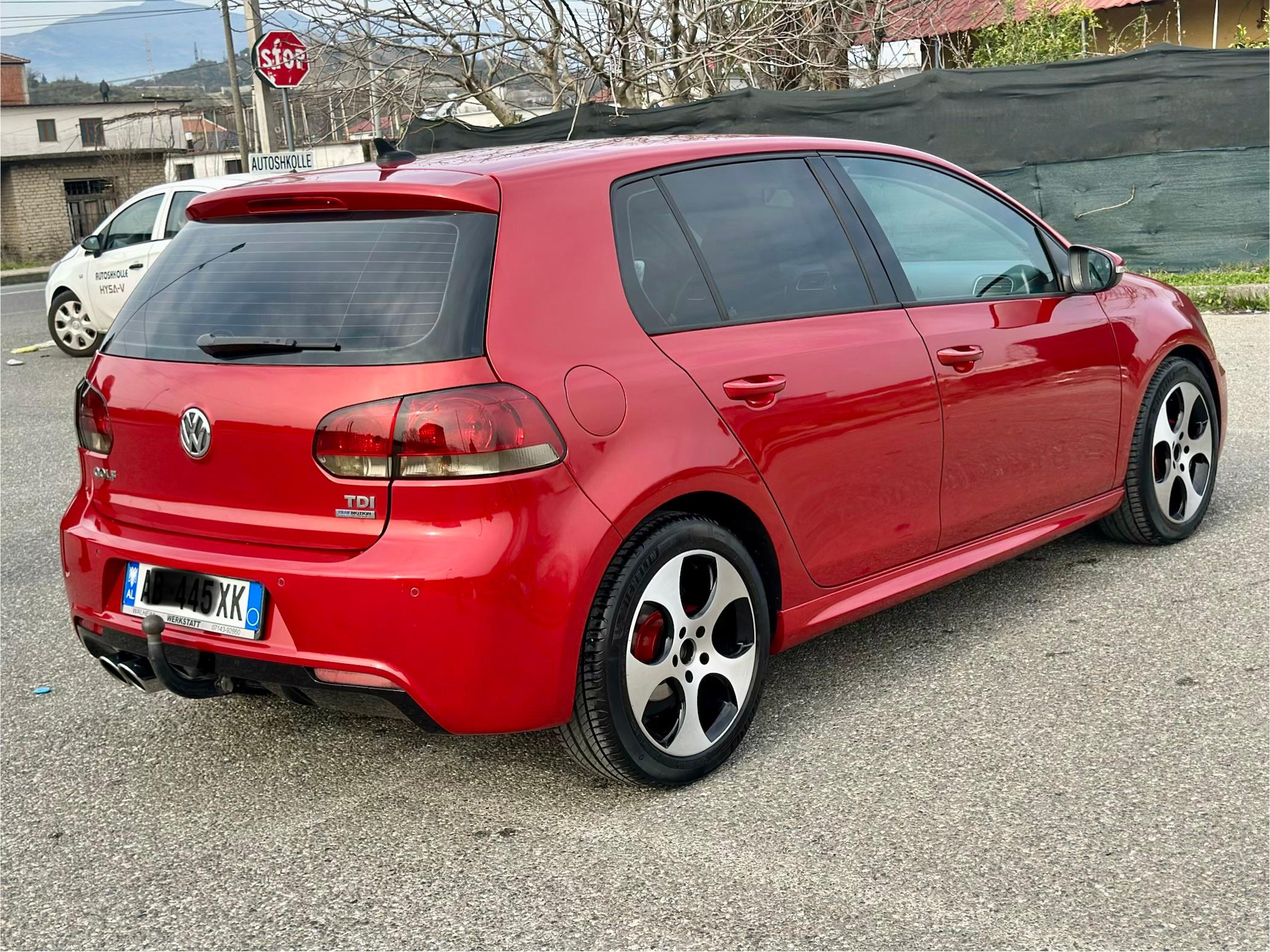VOLKSWAGEN GOLF 1.6 TDI BLUEMOTION