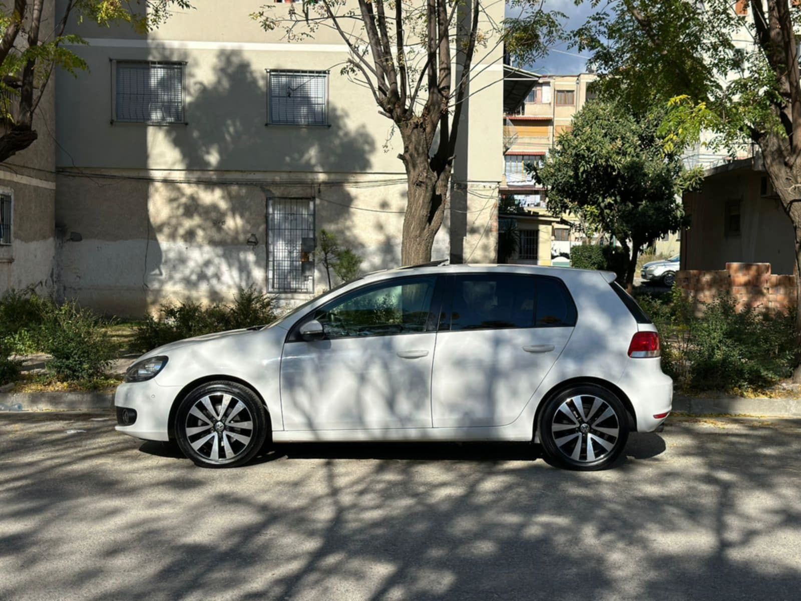 GOLF6 2.0TDI AUTOMAT DSG FULL OPSION