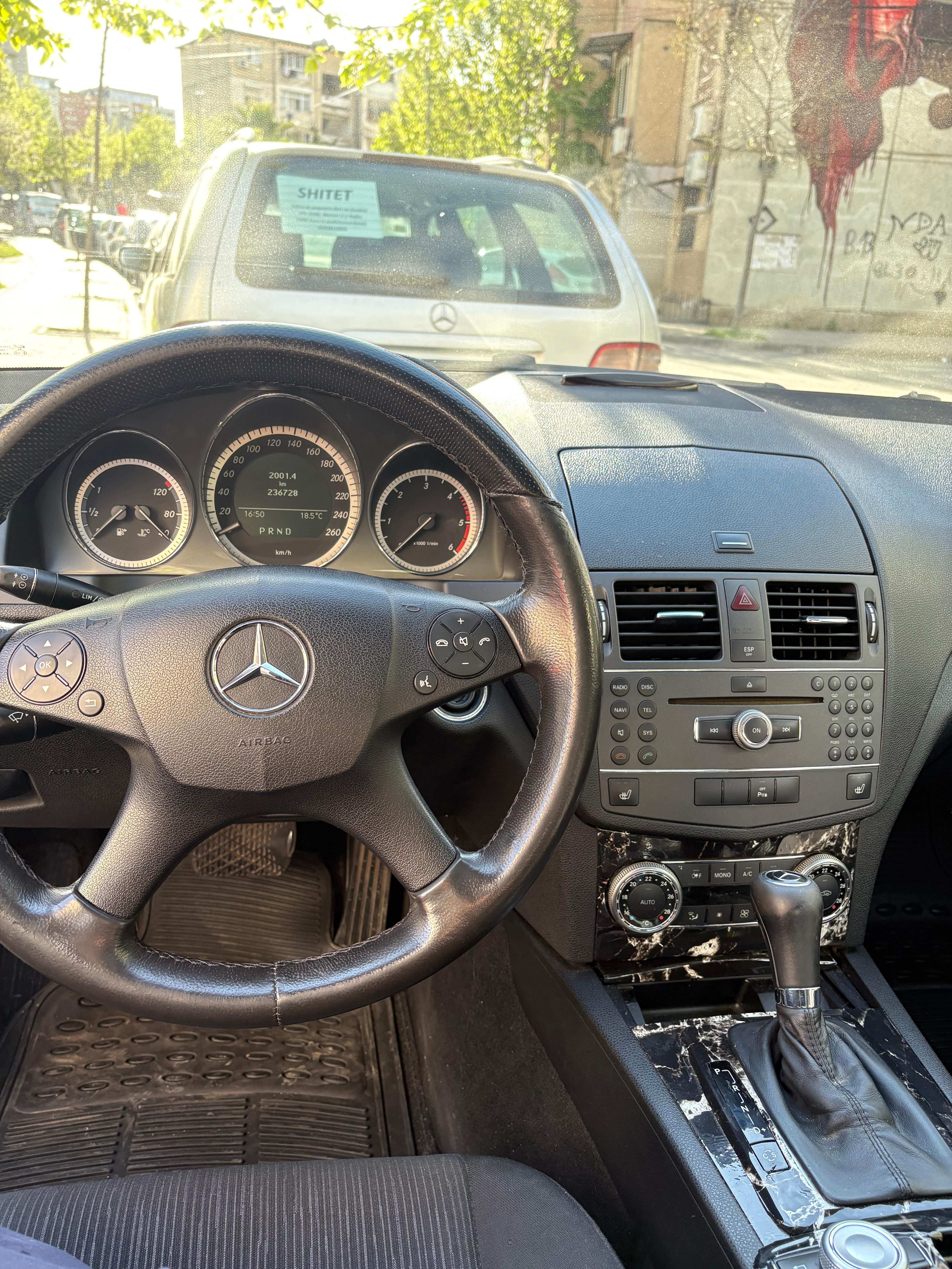 C220 Viti 2009 super gjendje