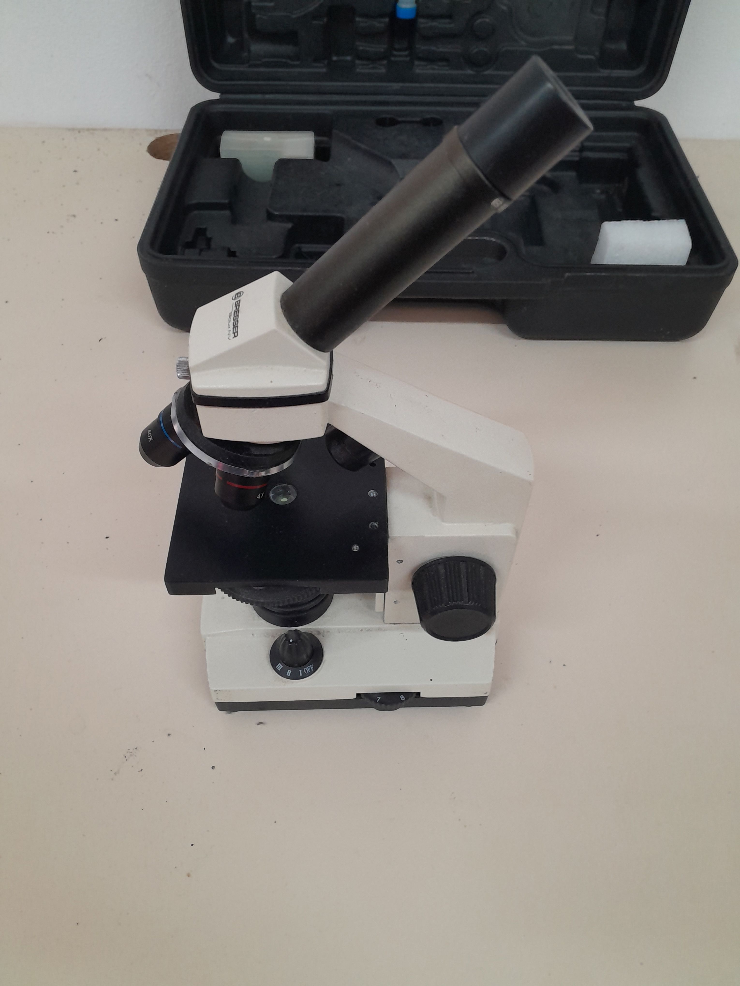 Mikroskop Profesional BRESSER