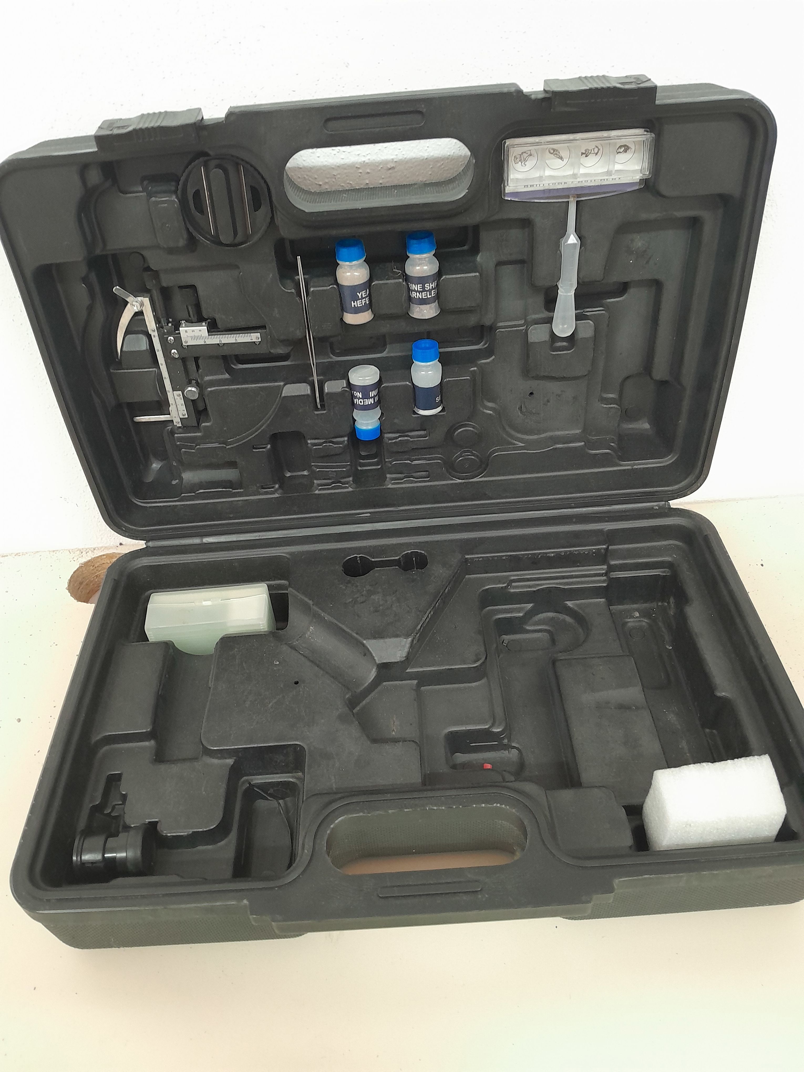 Mikroskop Profesional BRESSER