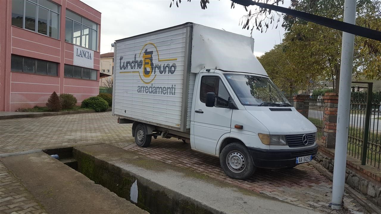 Transport mallrash Durres