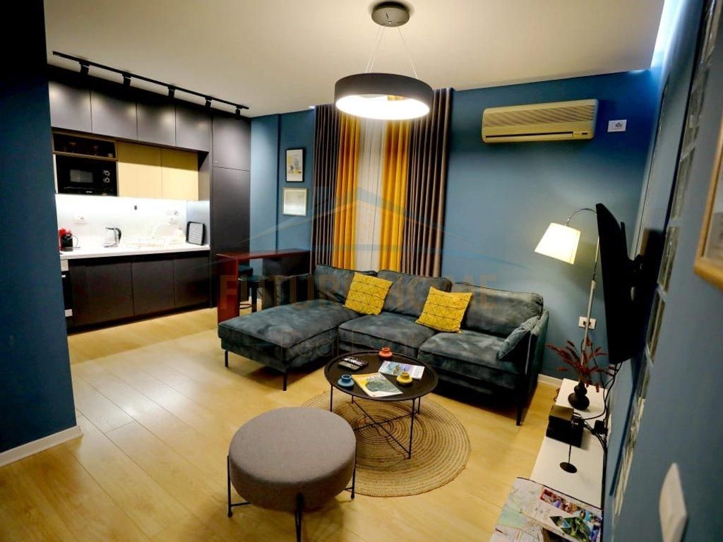 Qira, Apartament 2+1 Shallvaret, Tirane.