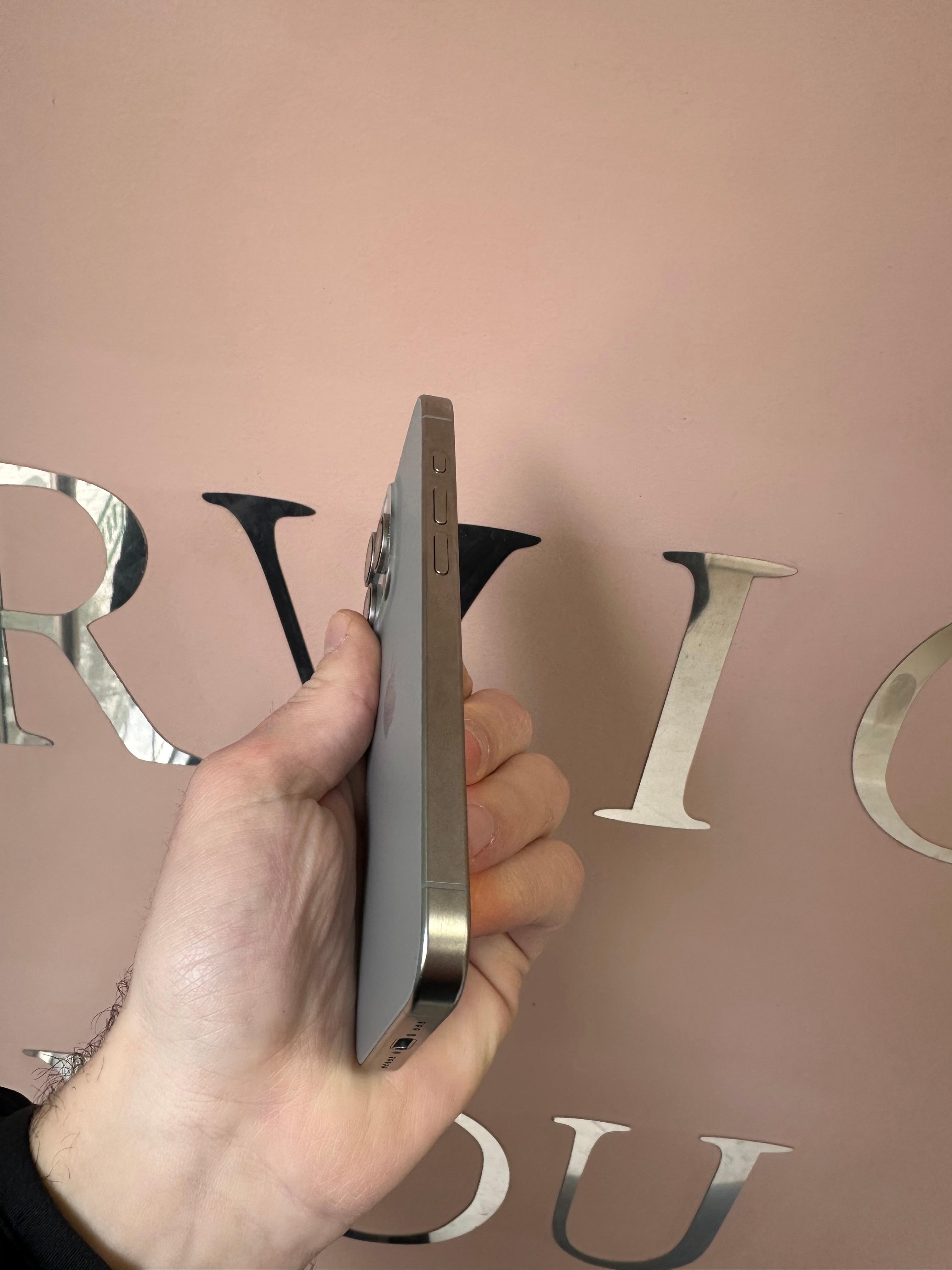 IPhone 15 pro (super gjendje)